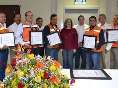 Minera Nochebuena obtiene certificación por manejo de cianuro, México |  Outletminero