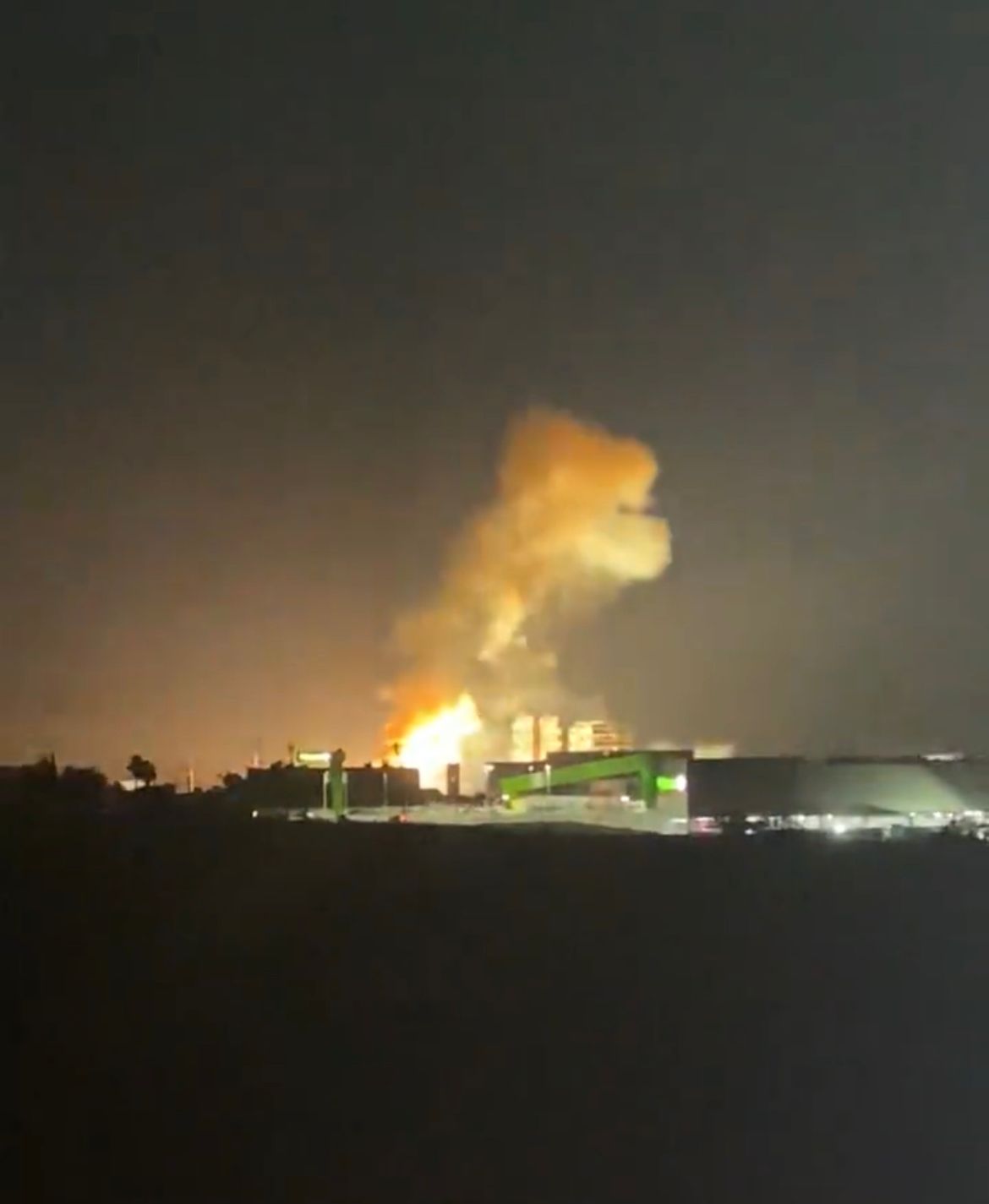Incendio en subestación eléctrica de CFE en Querétaro deja sin agua a ...